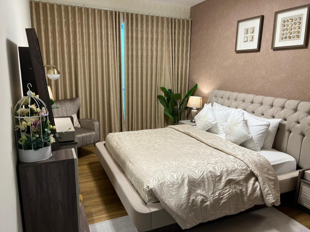 Luxury 2Br- Burj Khalifa View In Blvd Central -1402 ドバイ エクステリア 写真