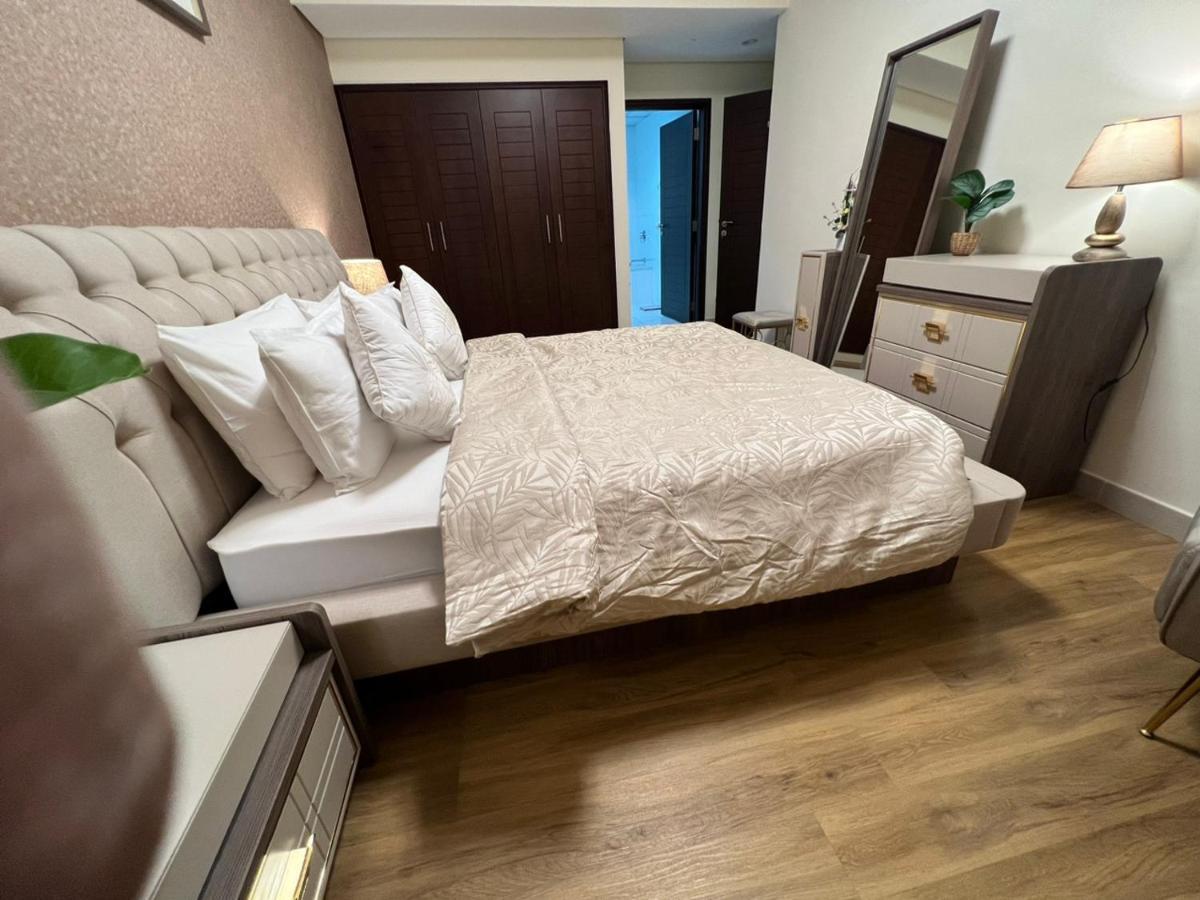 Luxury 2Br- Burj Khalifa View In Blvd Central -1402 ドバイ エクステリア 写真
